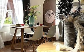 Leeds Cosy House